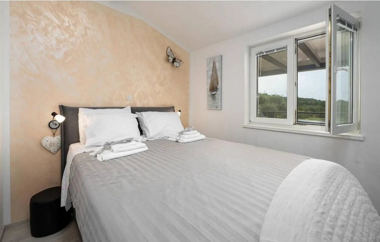 Family Friendly House With A Swimming Pool Visnjan, Central Istria - Sredisnja Istra - 22837 Croatia