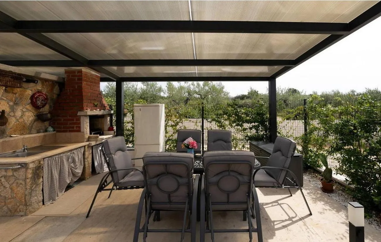 Holiday home Family Friendly House With A Swimming Pool Visnjan, Central Istria - Sredisnja Istra - 22837